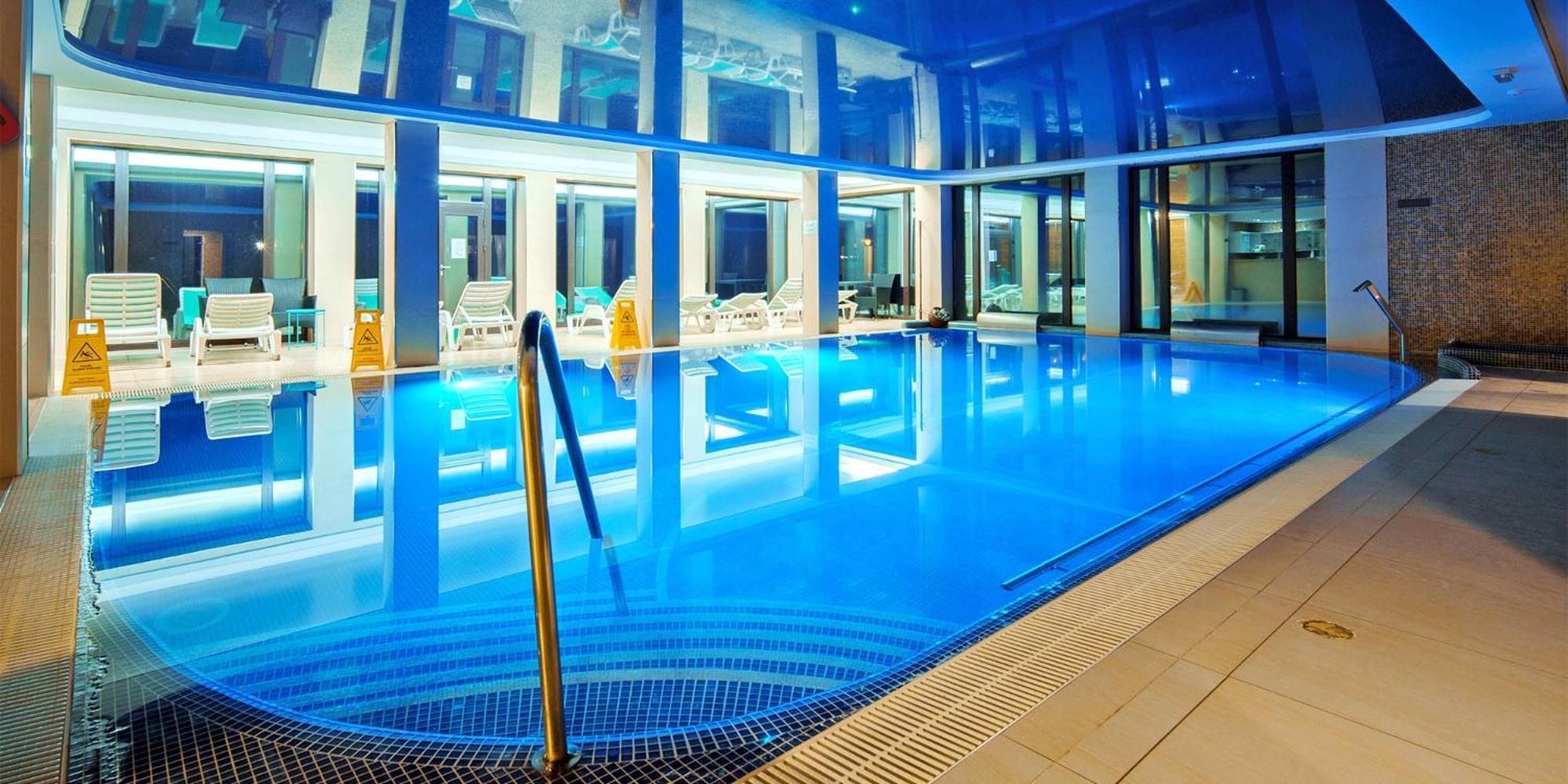 Zámek Lužec Spa&Wellness Resort KLV Exterior foto