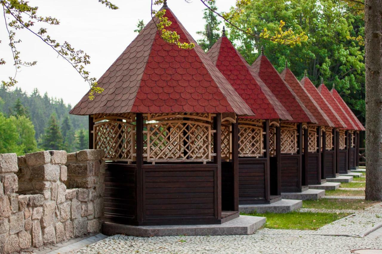 Zámek Lužec Spa&Wellness Resort KLV Exterior foto